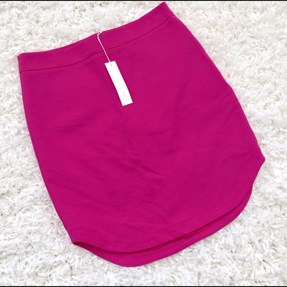 NWT Trina Turk Hot Pink Sculptor Mini Skirt
